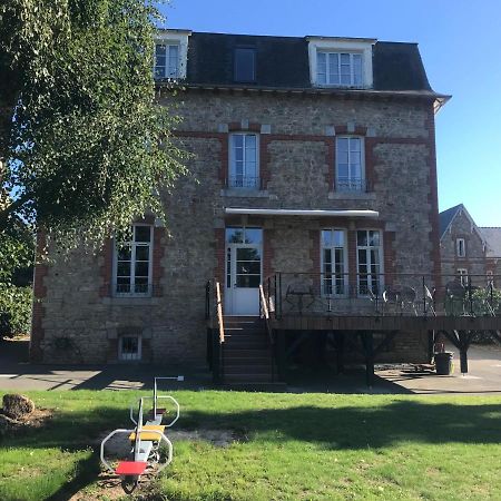 Auberge Ti'Gousket Guingamp Exteriör bild