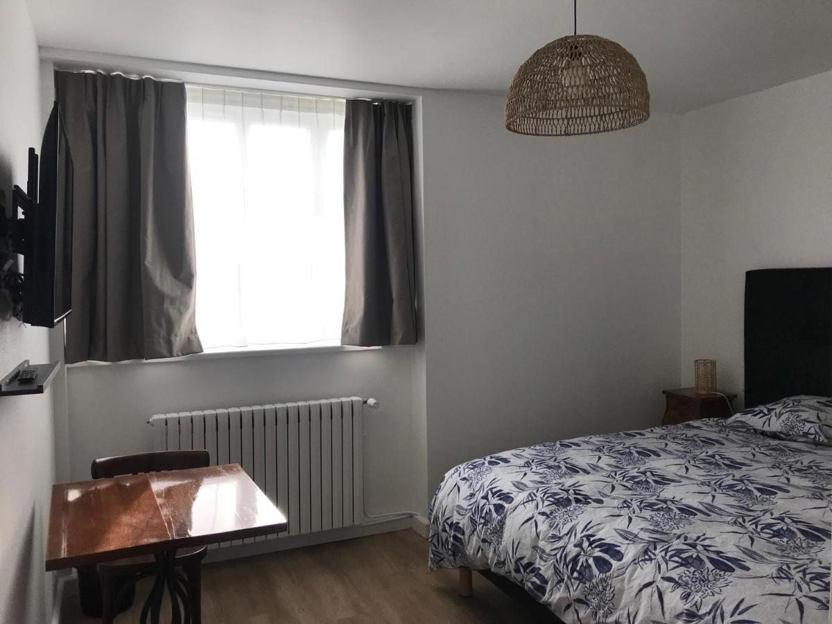 Auberge Ti'Gousket Guingamp Exteriör bild